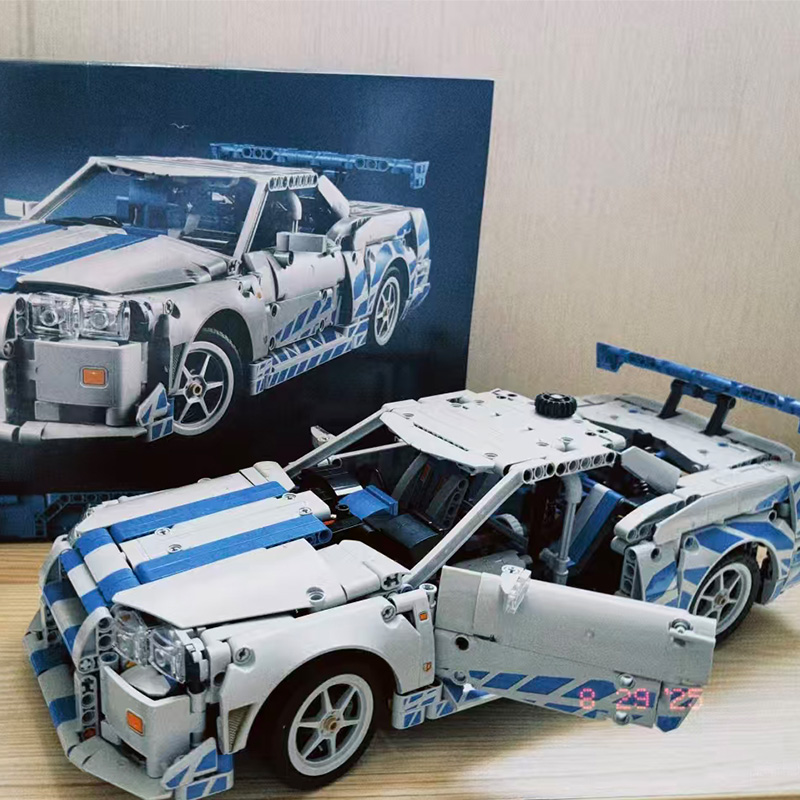 Launch Detailed Replica Nissan - огляд і ціна Event Launch Party