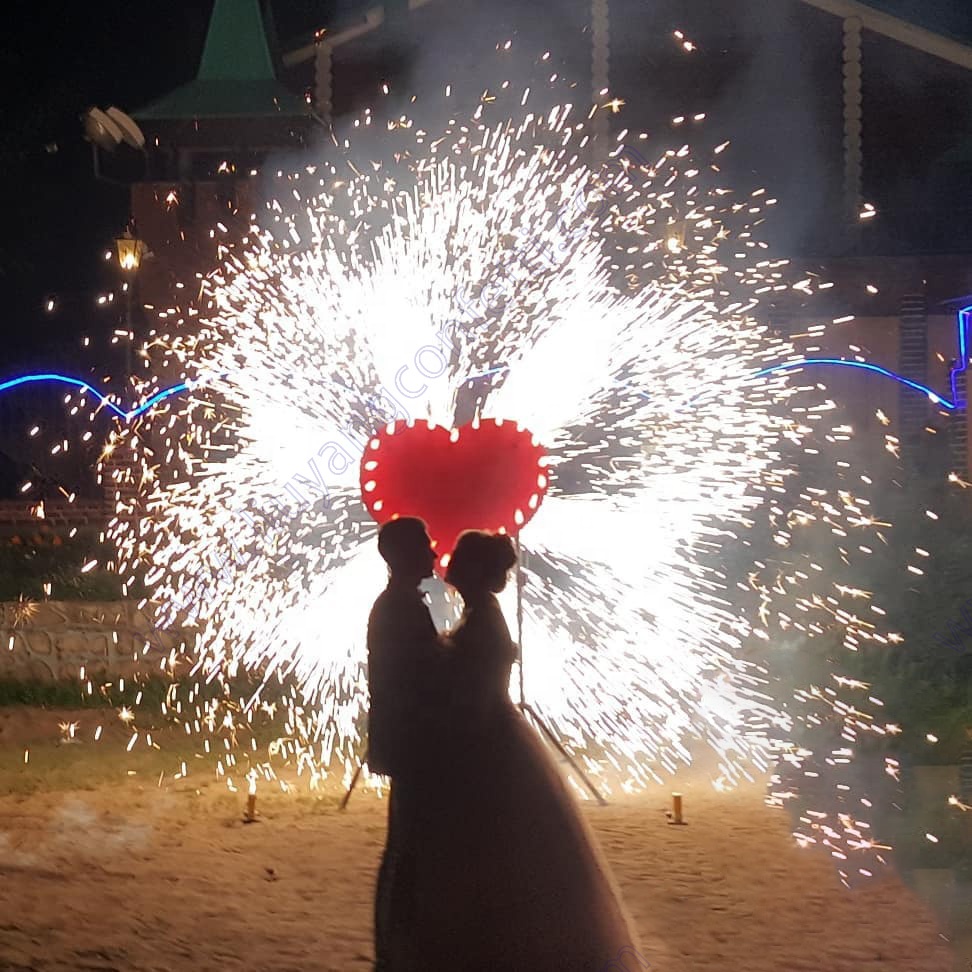 Indoor Fire Works Cold Spark F - огляд і ціна Event Launch Party